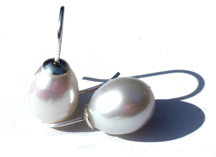 White AA+ Drop Pearls on Silver