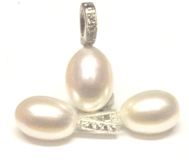 Pearl Pendant and Earring Sets